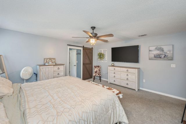 6100 W Dogwood Drive, Crestview, FL 32536