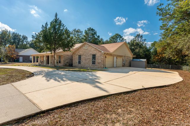 6100 W Dogwood Drive, Crestview, FL 32536