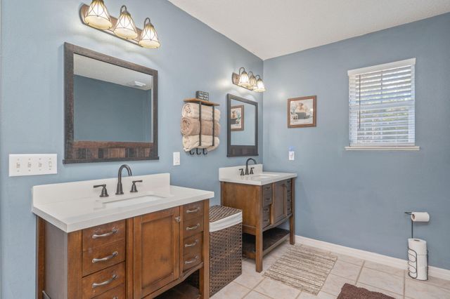 6100 W Dogwood Drive, Crestview, FL 32536