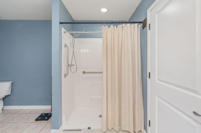 6100 W Dogwood Drive, Crestview, FL 32536