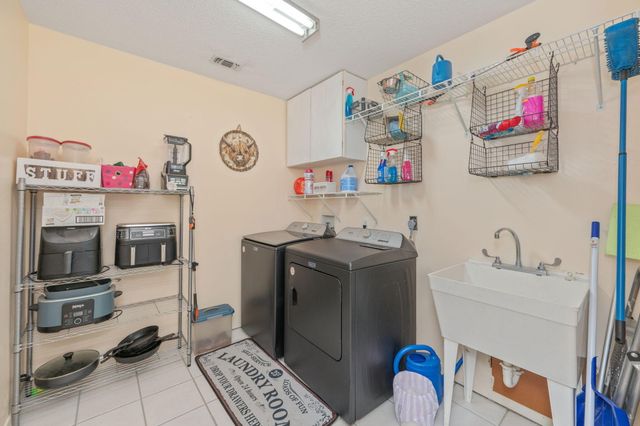 6100 W Dogwood Drive, Crestview, FL 32536