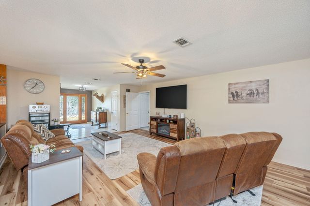 6100 W Dogwood Drive, Crestview, FL 32536