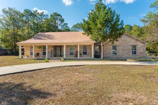 6100 W Dogwood Drive, Crestview, FL 32536