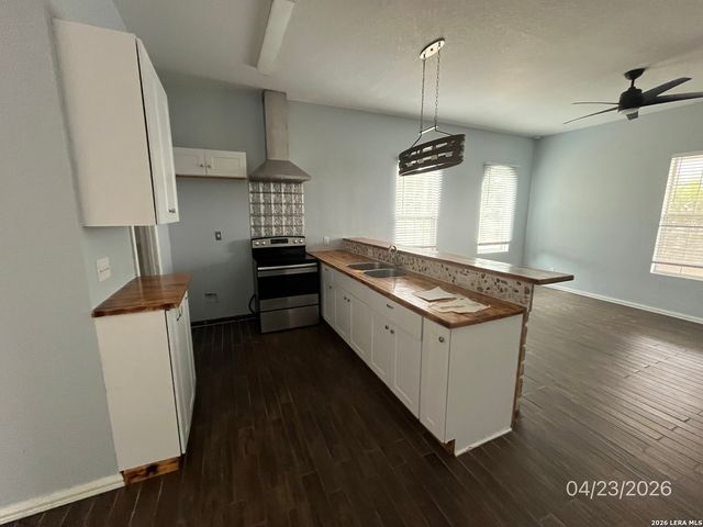 2250 GOLF DR, Spring Branch, TX 78070