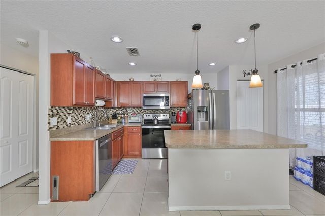 4200 FESTIVAL POINTE BOULEVARD, Mulberry, FL 33860