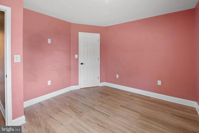 56 GRIDIRON RD, Levittown, PA 19057