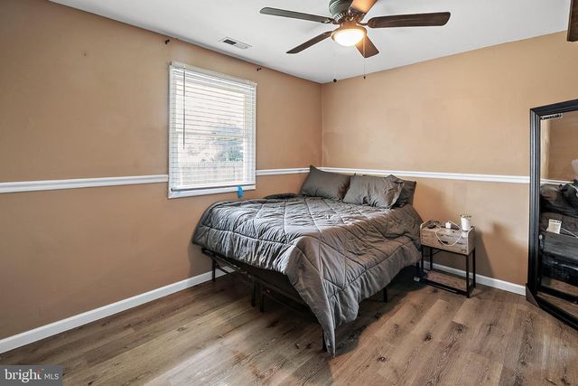 56 GRIDIRON RD, Levittown, PA 19057