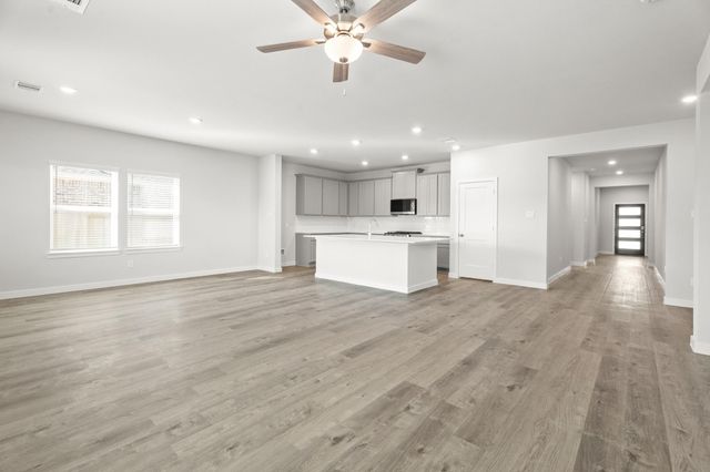 1617 Elm Court, Angleton, TX 77515