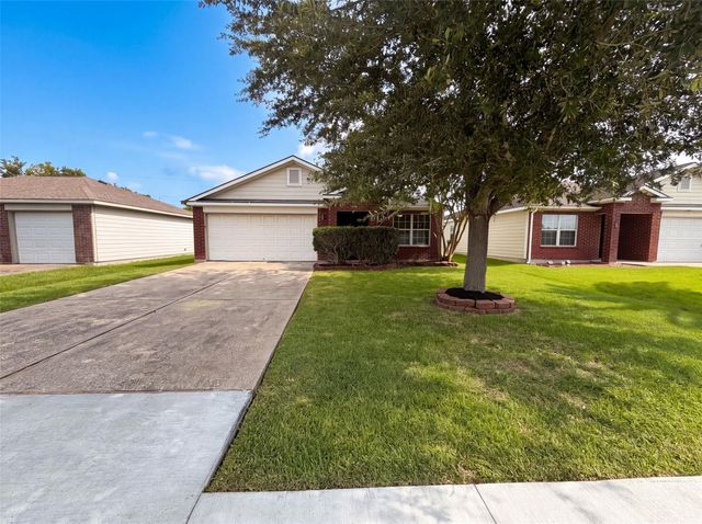 9002 Barracuda Drive, Texas City, TX 77591