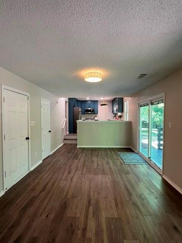 7334 Drake Avenue, Lithonia, GA 30058