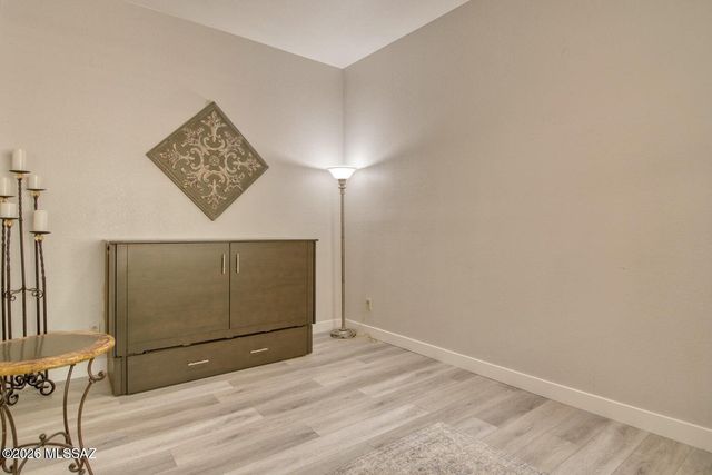 1184 E Camino Diestro, Oro Valley, AZ 85704