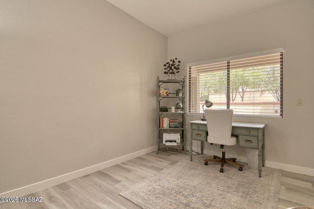 1184 E Camino Diestro, Oro Valley, AZ 85704