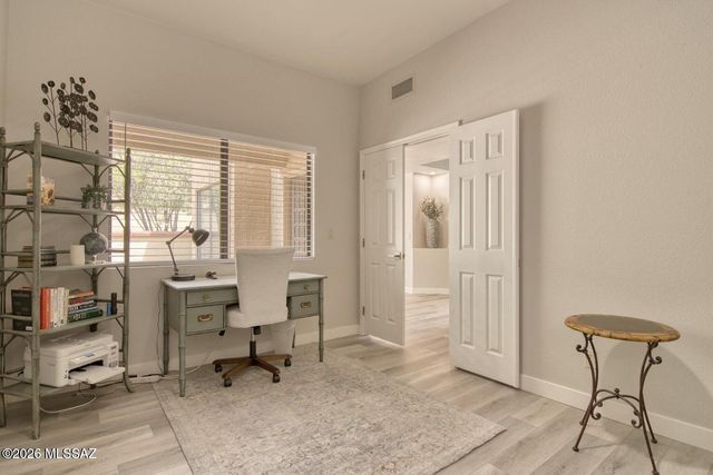 1184 E Camino Diestro, Oro Valley, AZ 85704