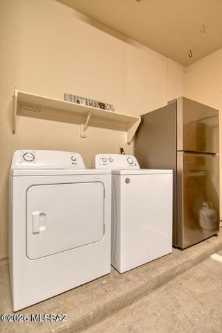 1184 E Camino Diestro, Oro Valley, AZ 85704