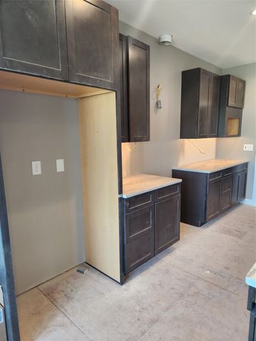 2912 NW Fairfield Court, Ankeny, IA 50023