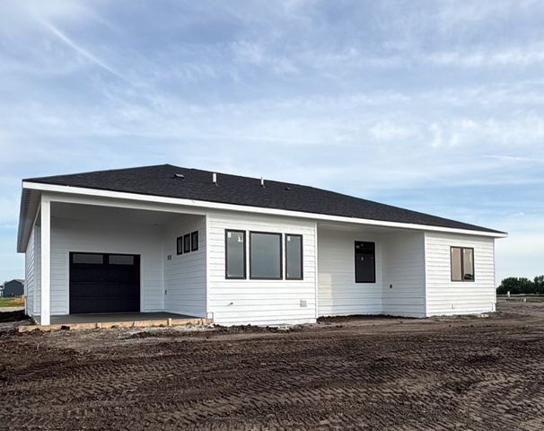 2912 NW Fairfield Court, Ankeny, IA 50023