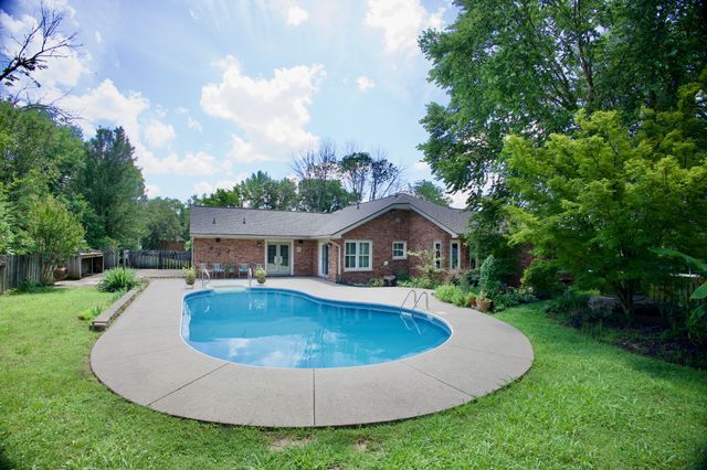 4451 Chandler Rd, Hermitage, TN 37076