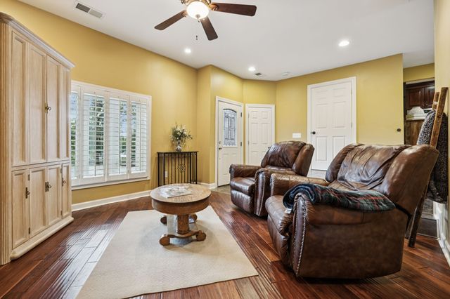 4451 Chandler Rd, Hermitage, TN 37076