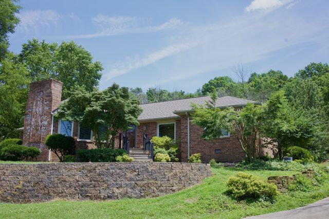 4451 Chandler Rd, Hermitage, TN 37076