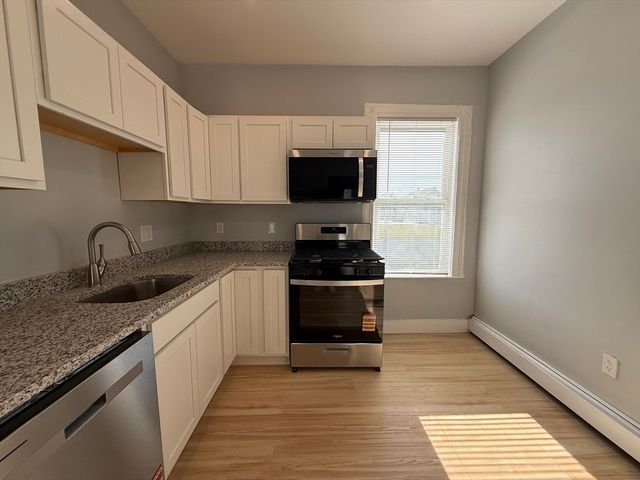 413 Boston St 1R, Lynn, MA 01905