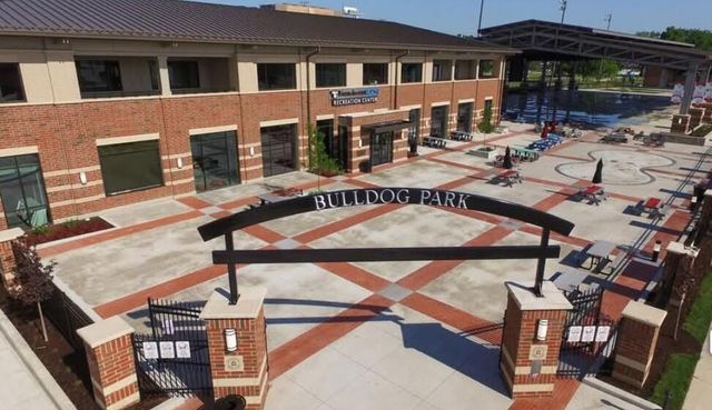 121 N West Street 22, Crown Point, IN 46307