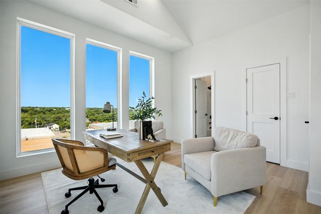 312 N Lancaster Avenue 13, Dallas, TX 75203