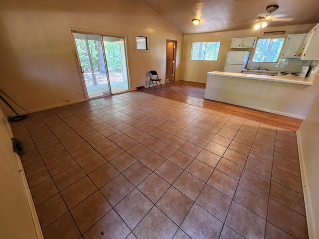 36 Mena Drive, Cherokee Village, AR 72529