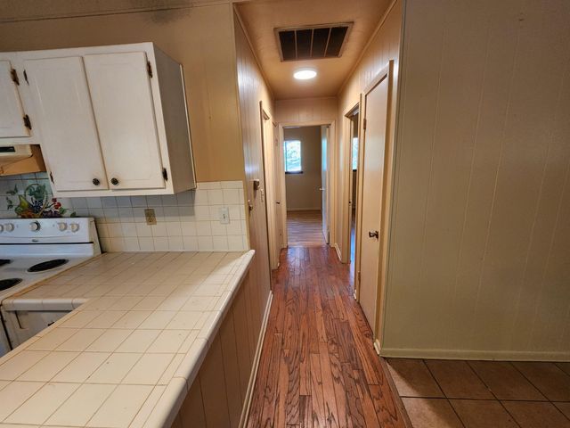 36 Mena Drive, Cherokee Village, AR 72529