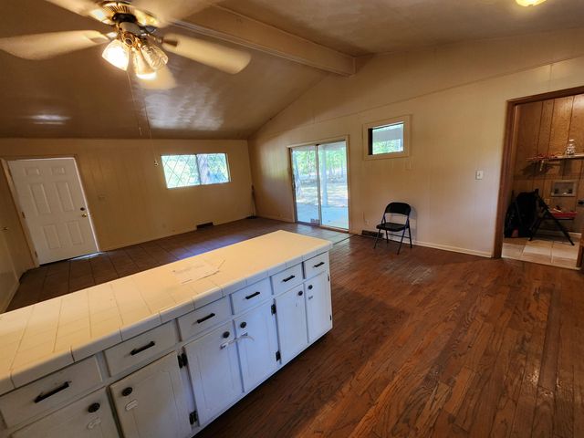 36 Mena Drive, Cherokee Village, AR 72529