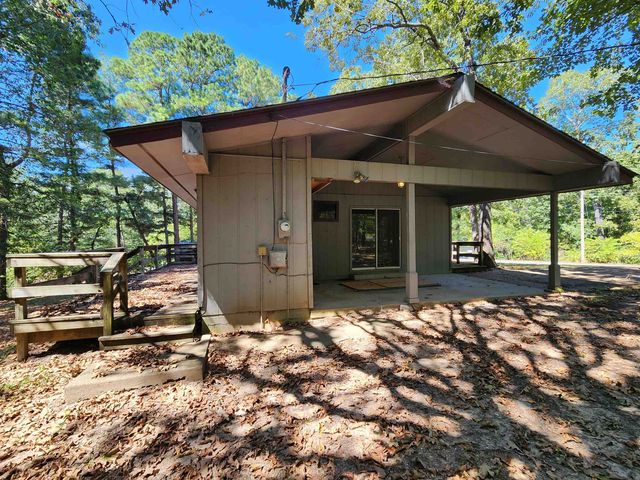 36 Mena Drive, Cherokee Village, AR 72529