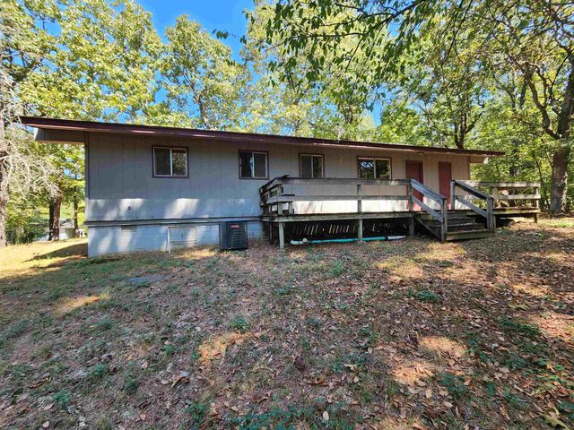 36 Mena Drive, Cherokee Village, AR 72529