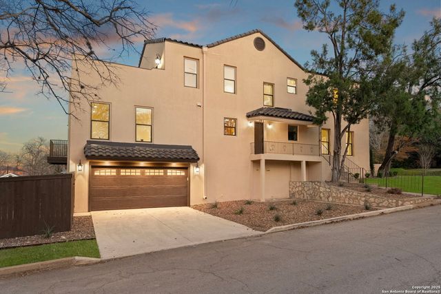 201 Cloverleaf Ave, San Antonio, TX 78209