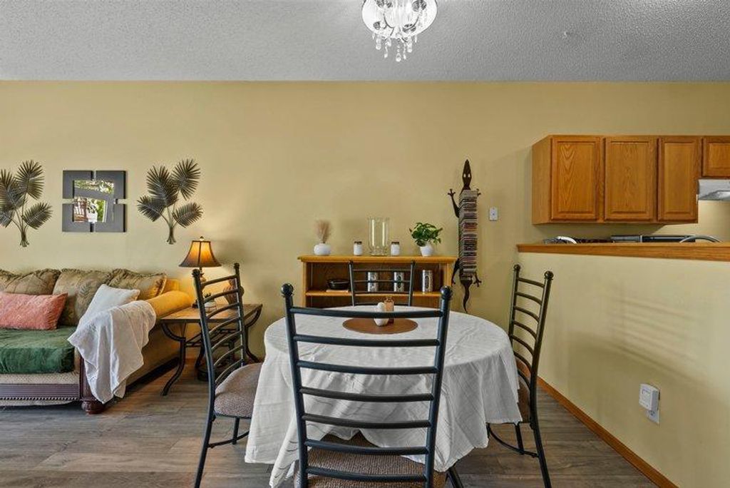 657 Providence Drive, Shakopee, MN 55379 — photo 2