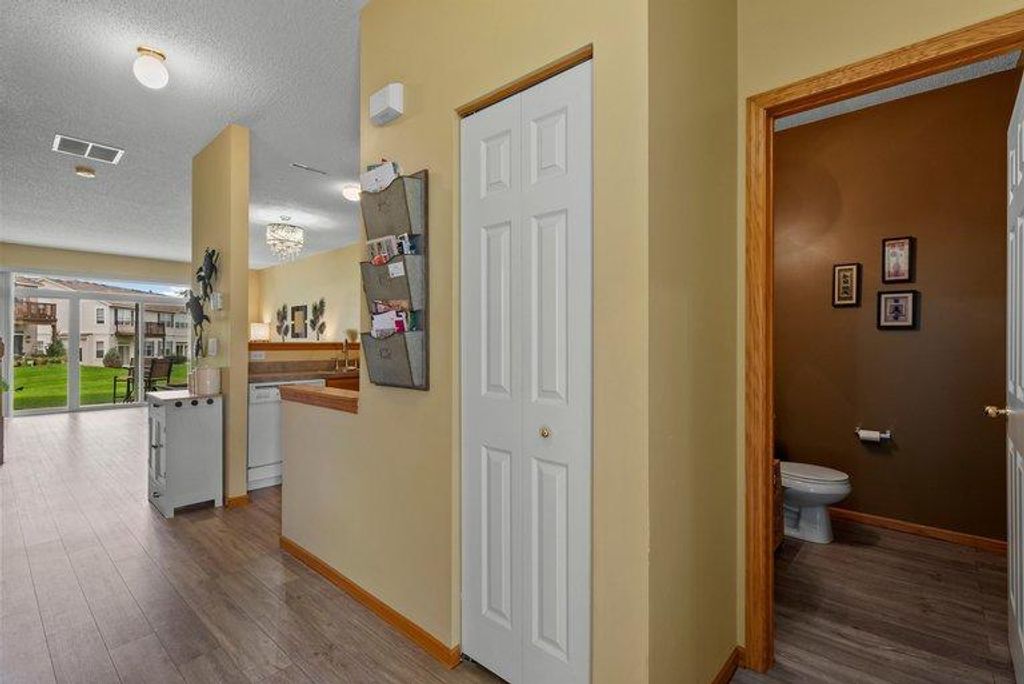 657 Providence Drive, Shakopee, MN 55379 — photo 5