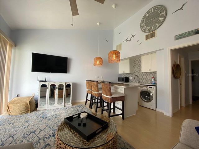 3121 LONGMEADOW 5, Sarasota, FL 34235