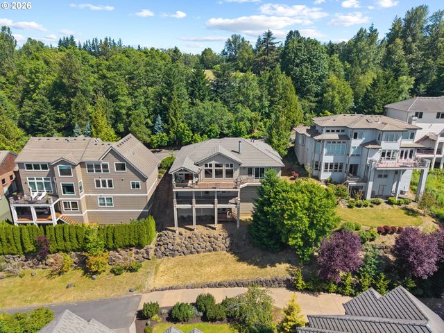 9734 Nw SKYLINE HEIGHTS Dr, Portland, OR 97229