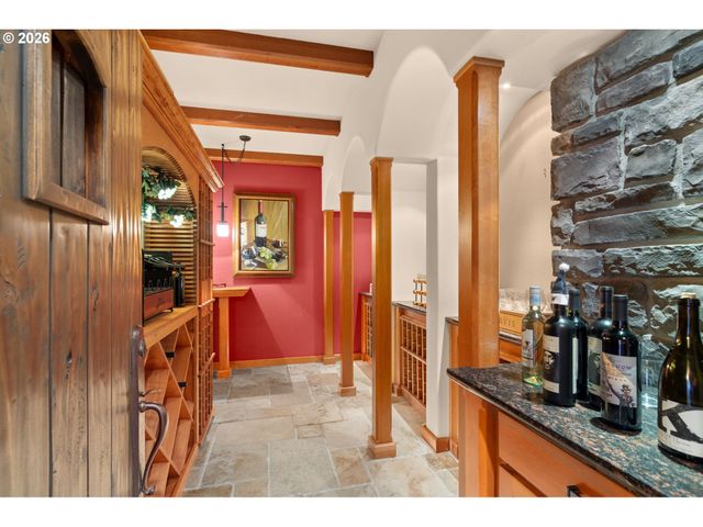 9734 Nw SKYLINE HEIGHTS Dr, Portland, OR 97229