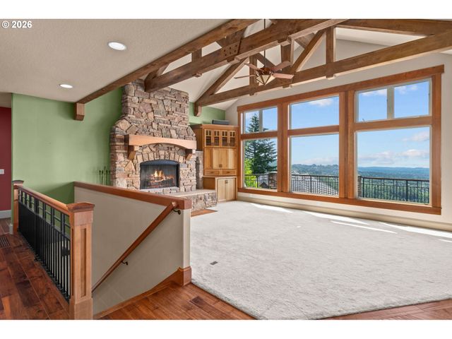 9734 Nw SKYLINE HEIGHTS Dr, Portland, OR 97229