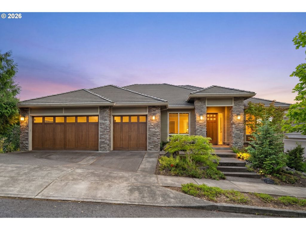 9734 Nw SKYLINE HEIGHTS Dr, Portland, OR 97229