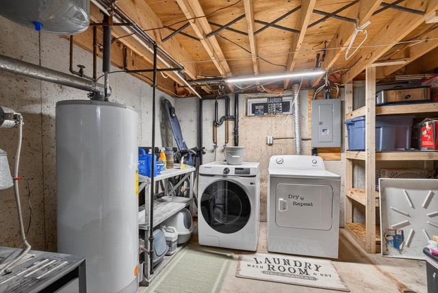 2610 VICKI LANE, Green Bay, WI 54311