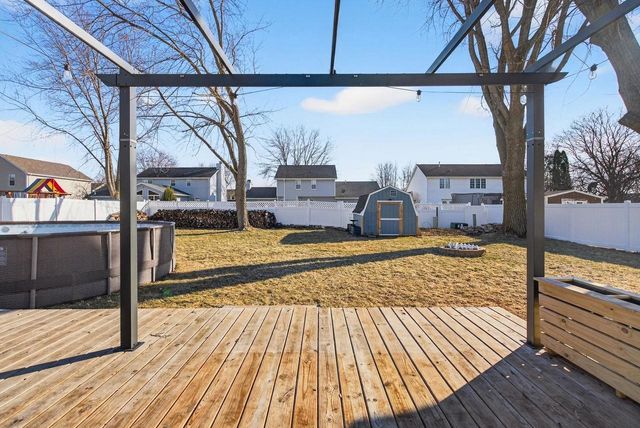 2610 VICKI LANE, Green Bay, WI 54311