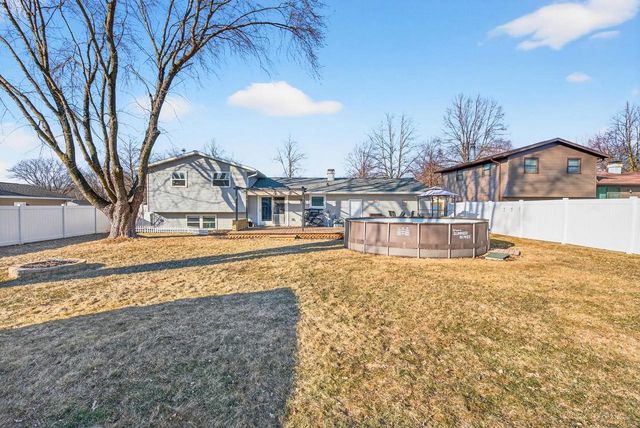 2610 VICKI LANE, Green Bay, WI 54311