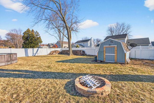 2610 VICKI LANE, Green Bay, WI 54311