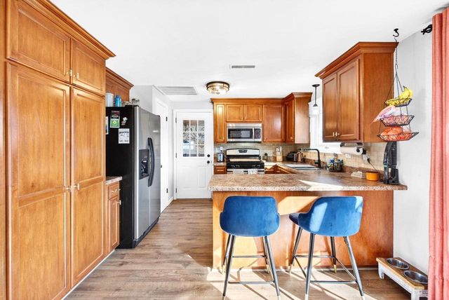 2610 VICKI LANE, Green Bay, WI 54311