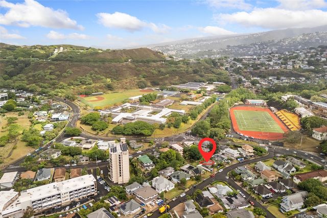 1718 Lewalani Drive, Honolulu, HI 96822