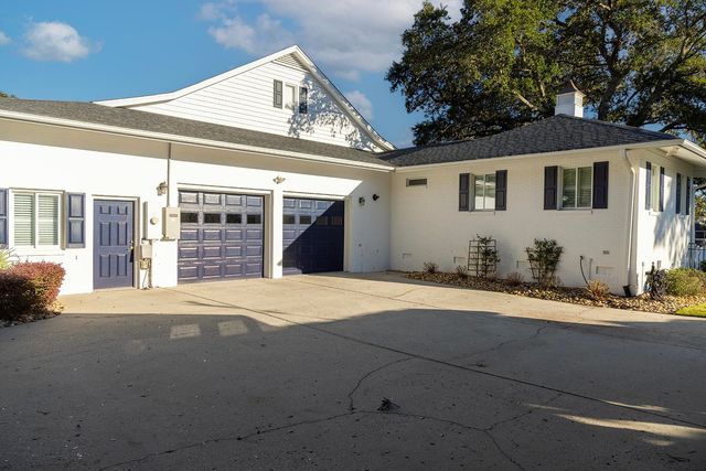 4894 Eastport Blvd., Little River, SC 29566