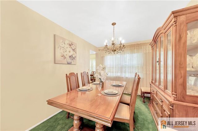 6 Sherry Court, Edison, NJ 08820