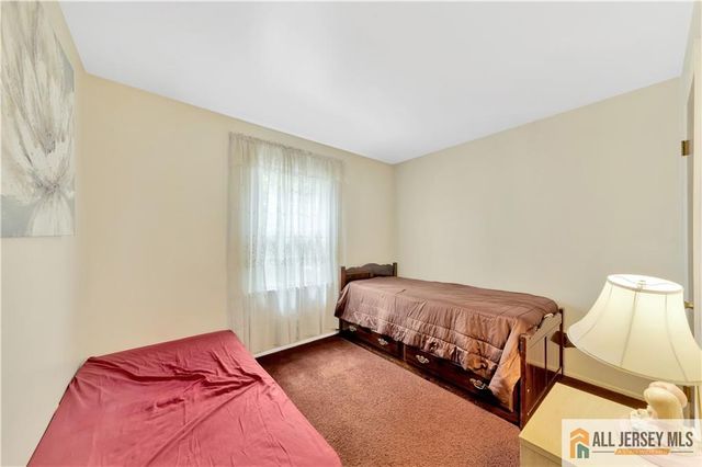 6 Sherry Court, Edison, NJ 08820