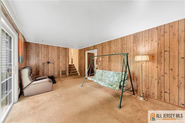 6 Sherry Court, Edison, NJ 08820