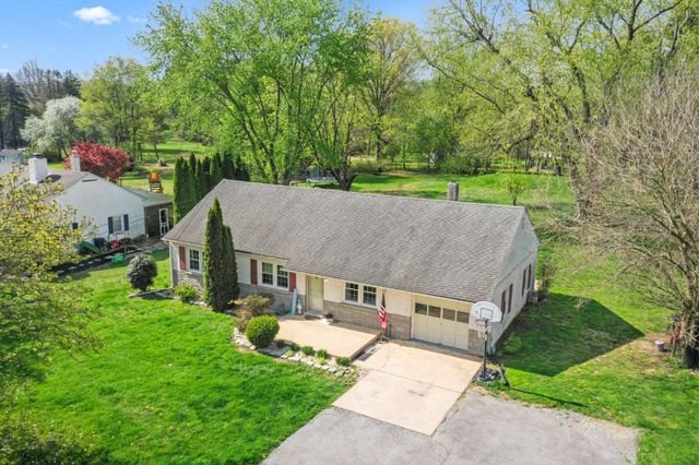 1416 HORSESHOE PIKE, Glenmoore, PA 19343